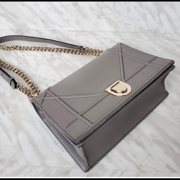 Authentic Grey Dior Diorama - Picture 6 of 9